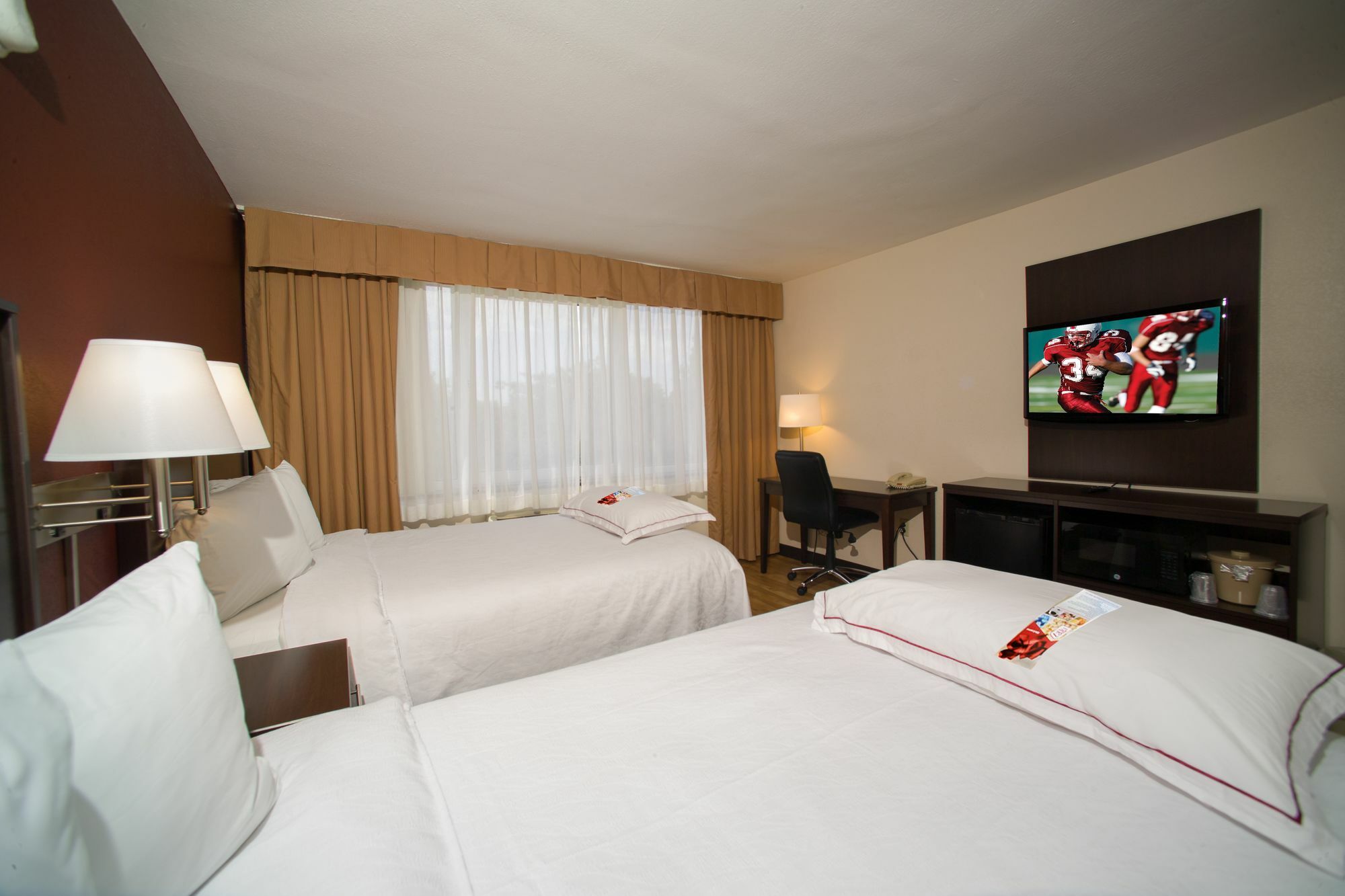 The Capitol Hotel Hartford Bagian luar foto