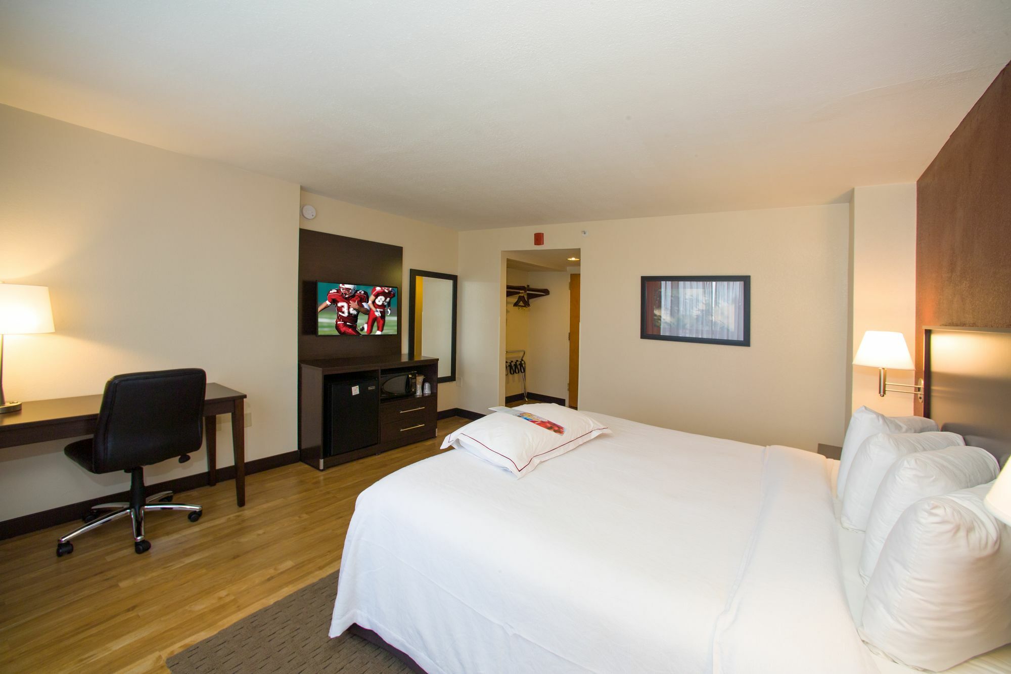 The Capitol Hotel Hartford Bagian luar foto